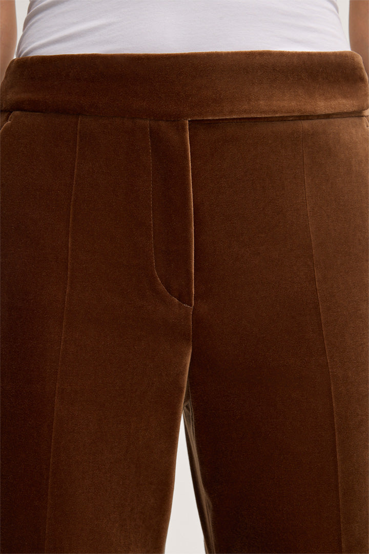 Samt-Marlene-Hose in Braun