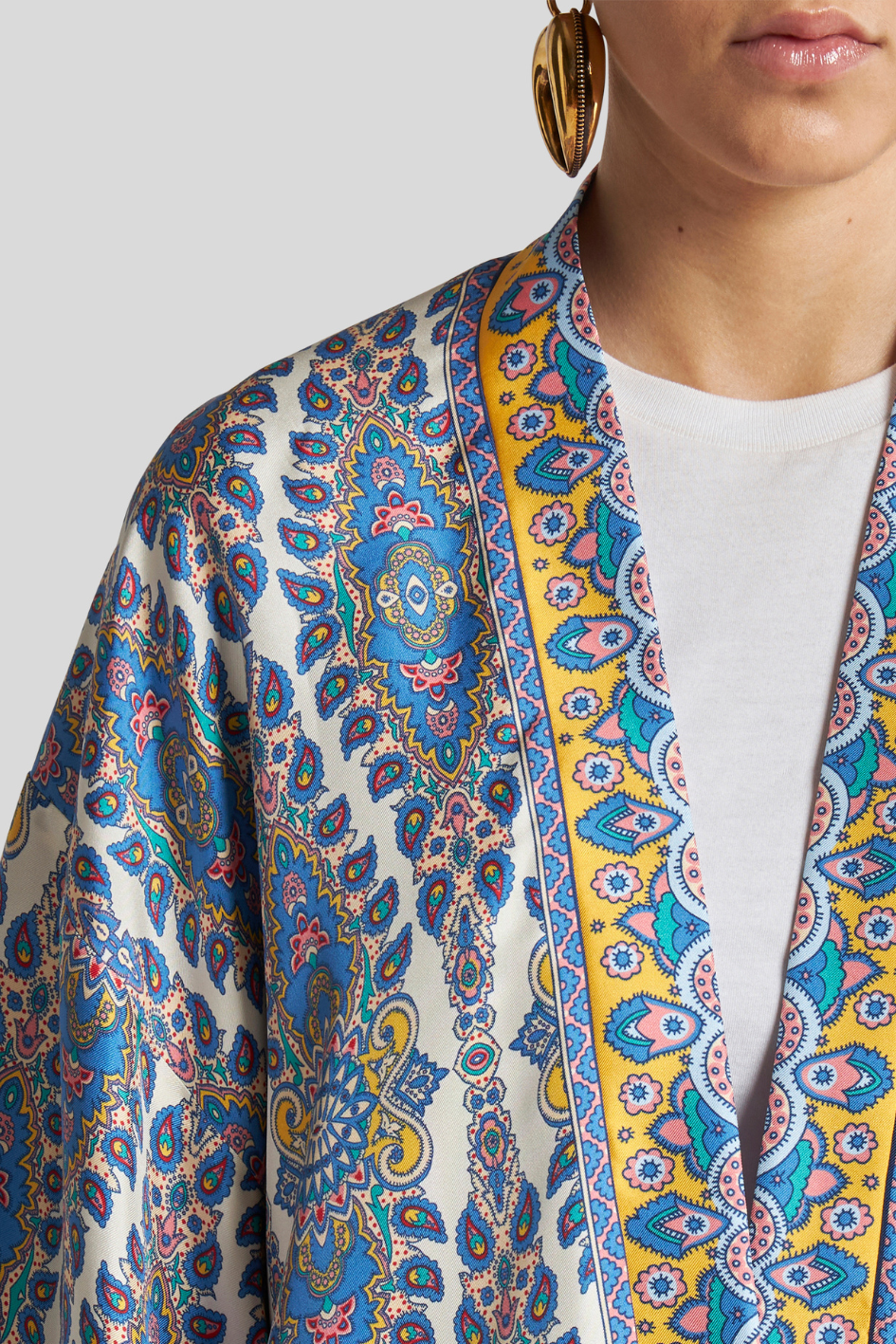 Silk Kimono with Vibrant Paisley Pattern