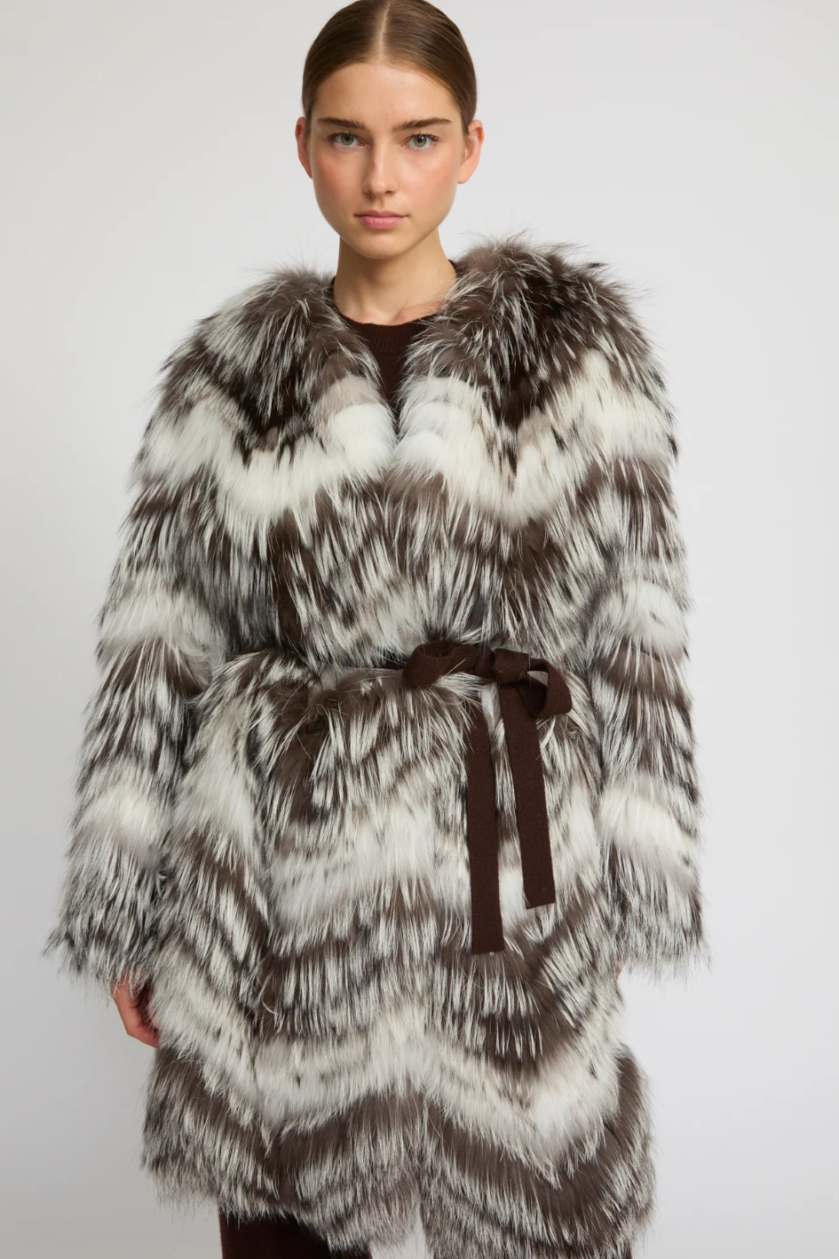 Coat with belt made of Merino Knit and Fox Fur