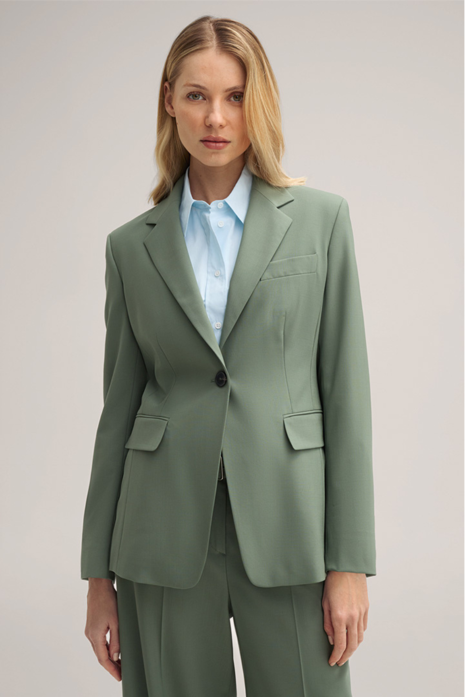 Virign Wool Stretch Blazer in Sage Green