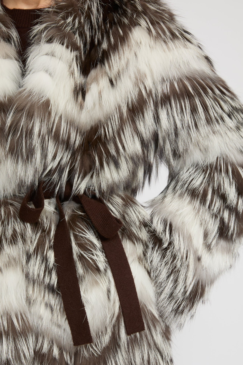 Coat with belt made of Merino Knit and Fox Fur