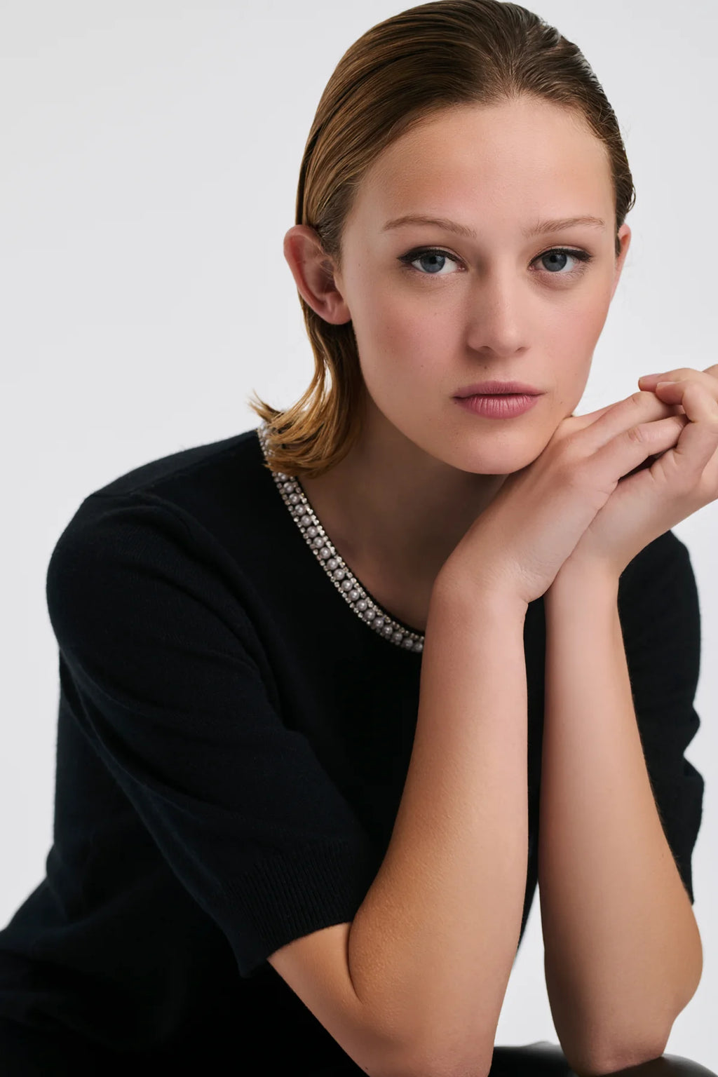 Jumper with Pearls and Rhinestones