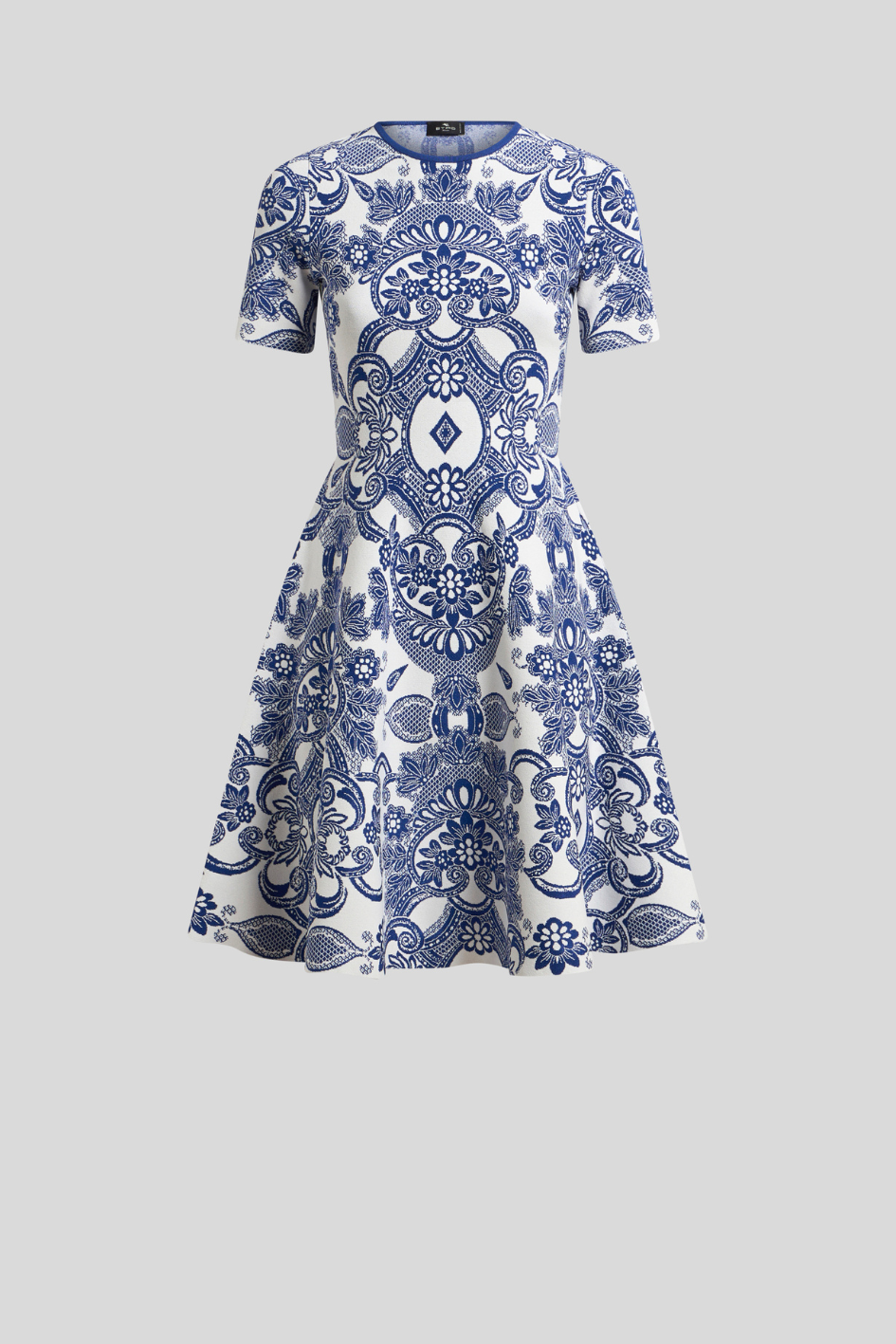 Midi Dress with short Sleeves and Paisley Pattern