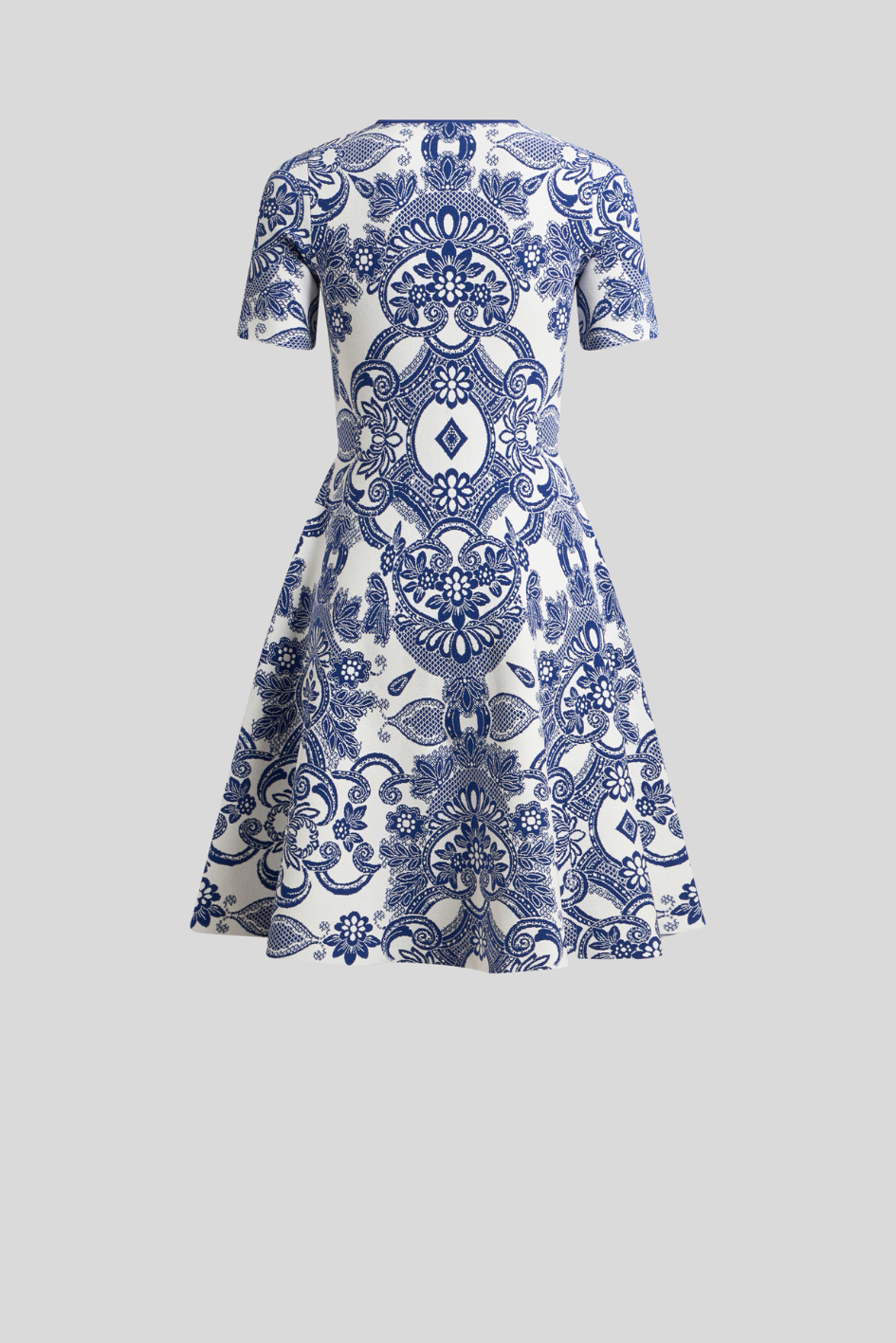 Midi Dress with short Sleeves and Paisley Pattern