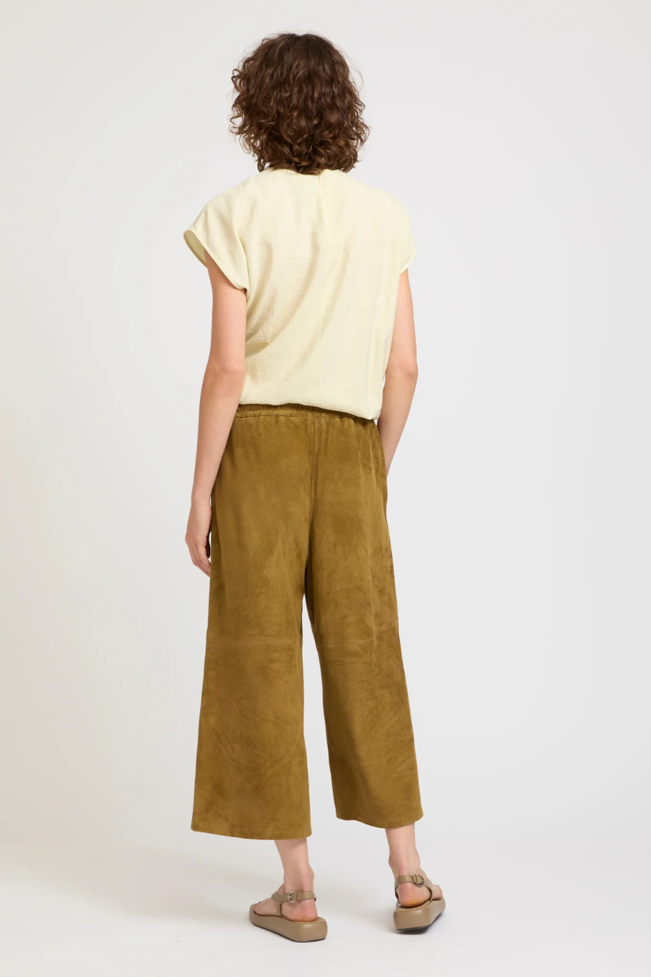 Wide cropped Leather Pants