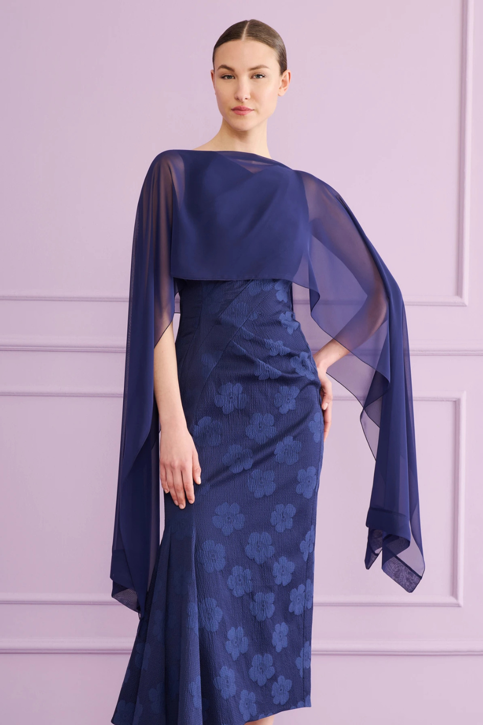 Georgette Cia Stola