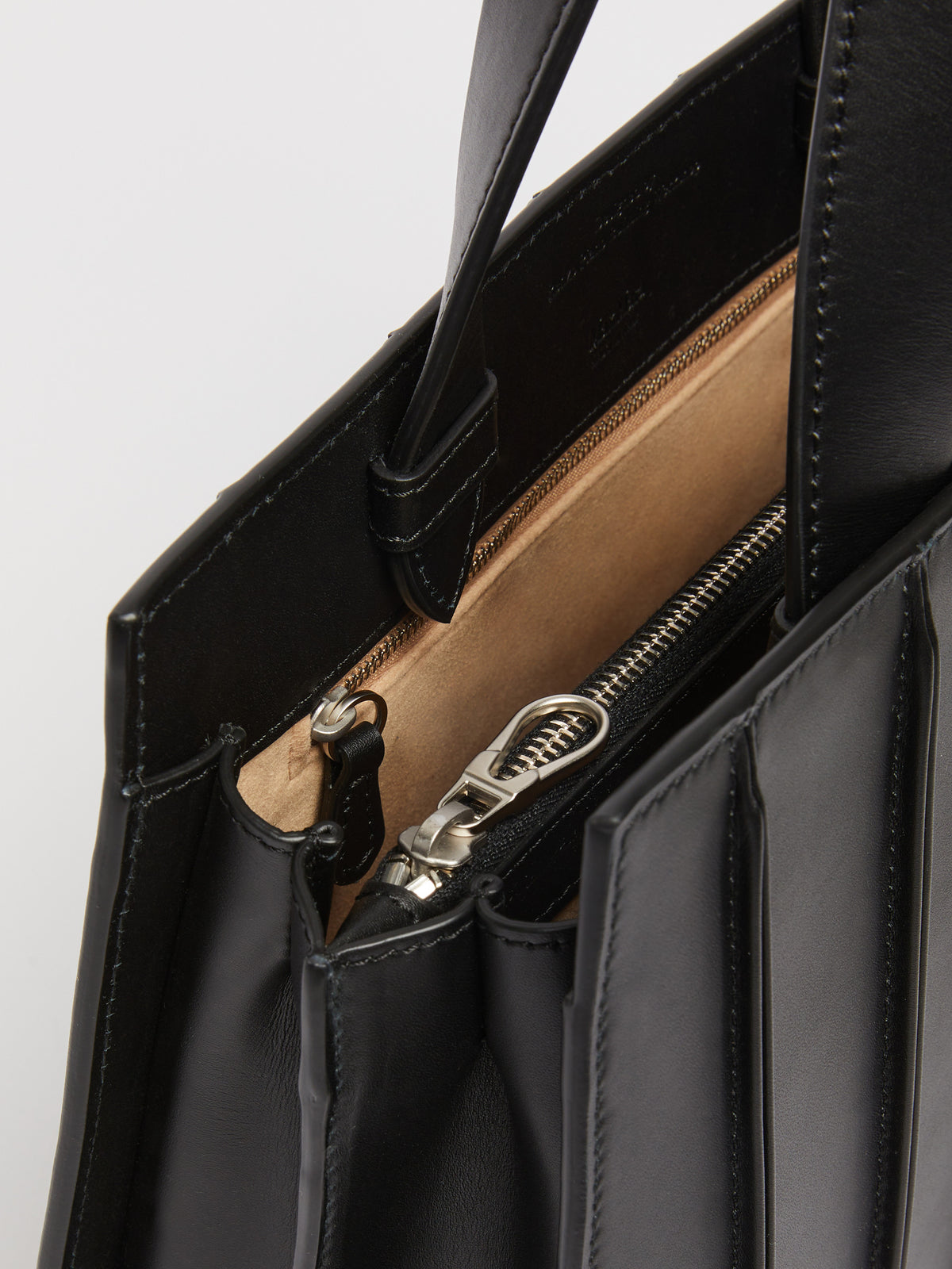 Medium leather Whitney Bag