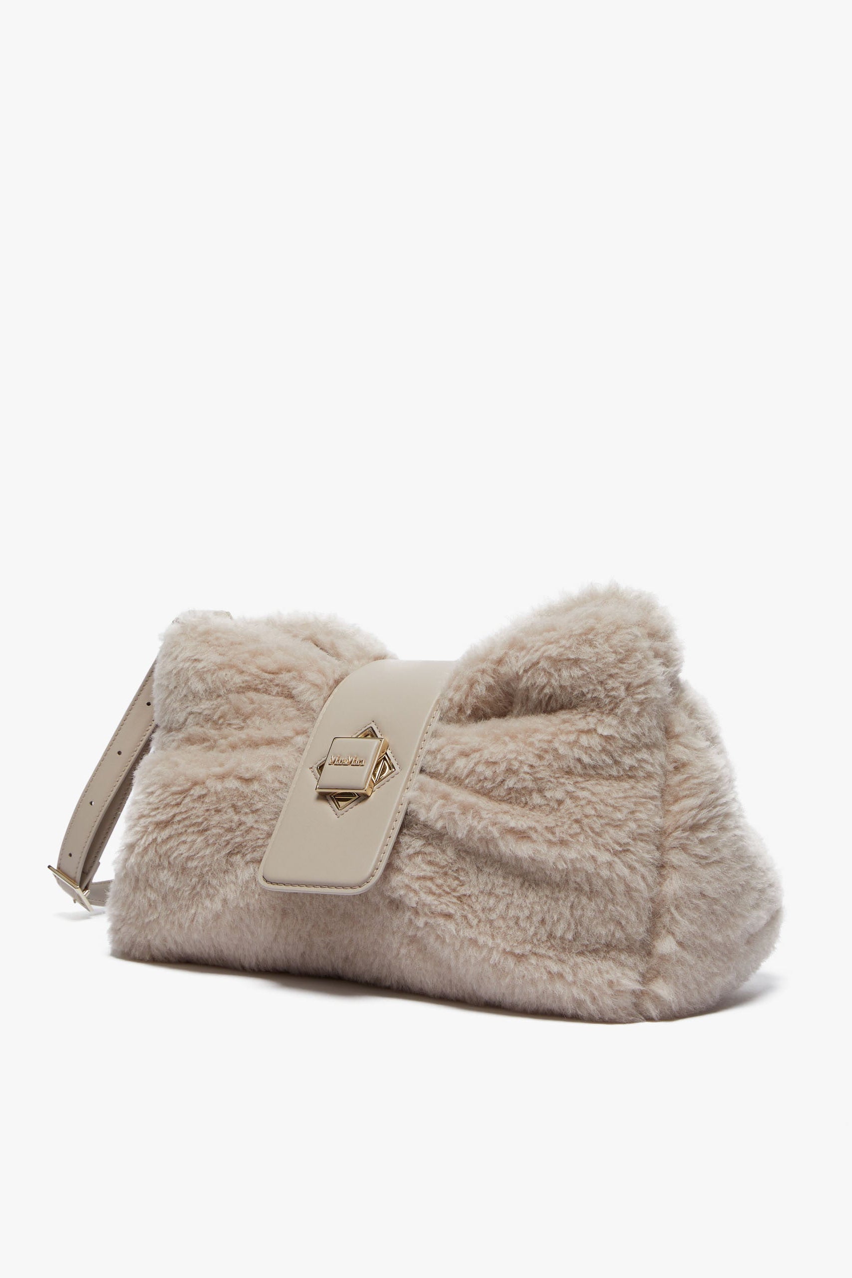 Maxi-Clutch aus Teddy