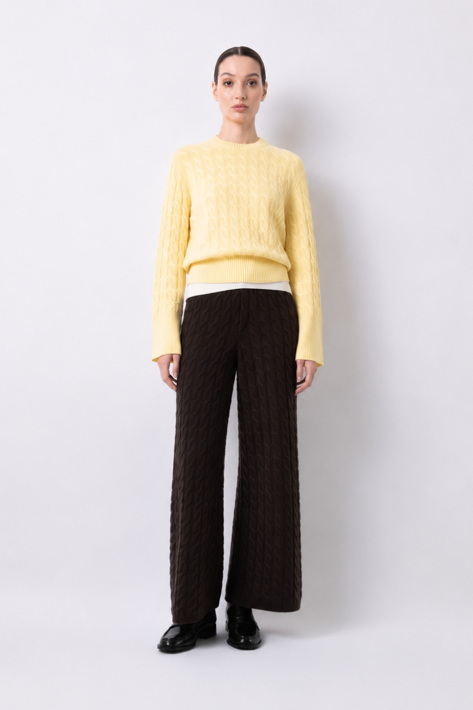 Relaxed Cable Knit Cashmere Sweater