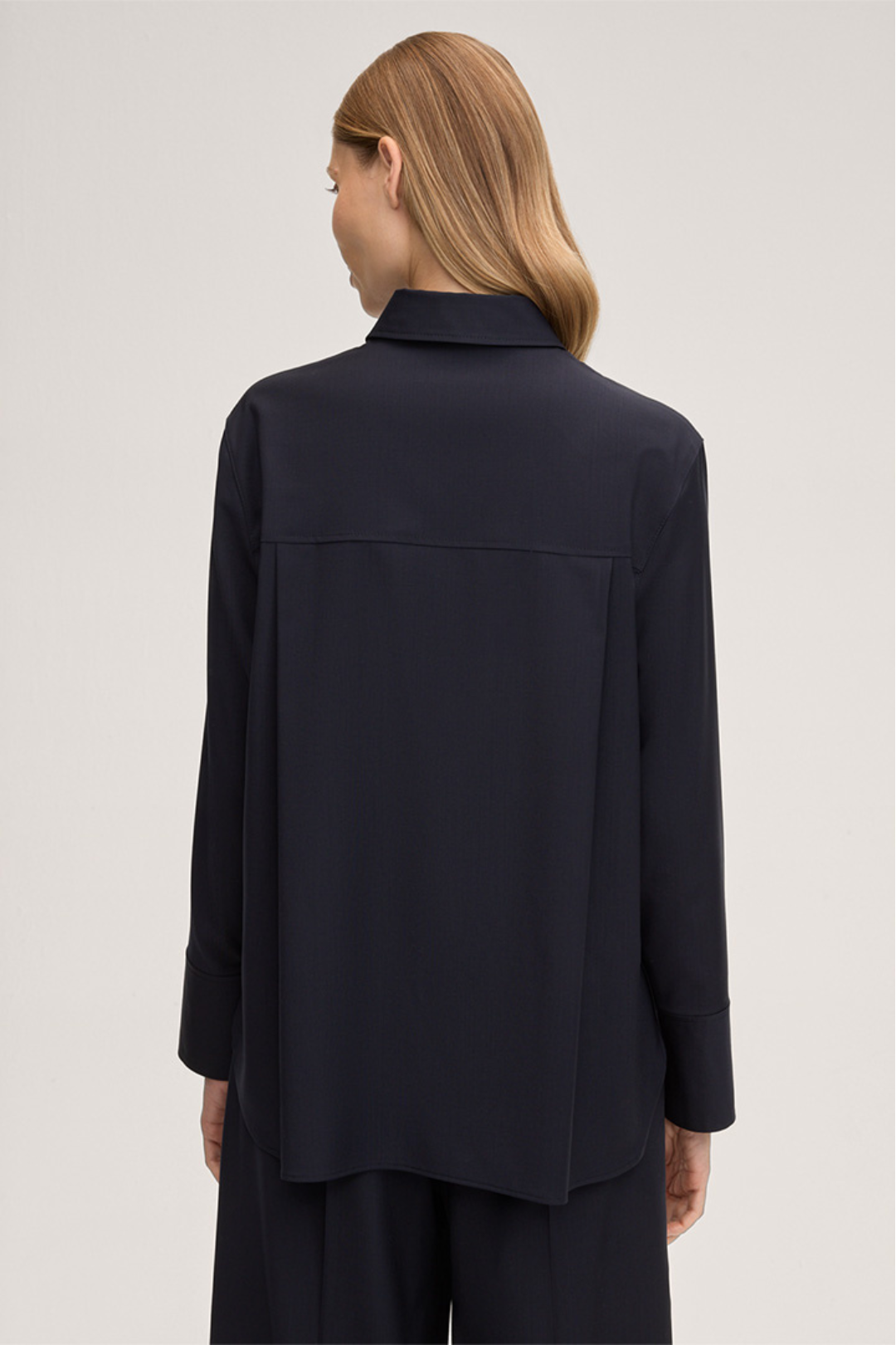 Virgin Wool Blouse in Navy