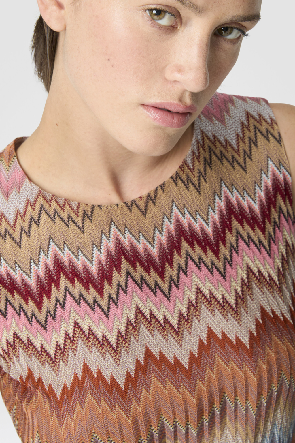 Sleeveless Mini Dress made of Viscose with Herringbone Pattern