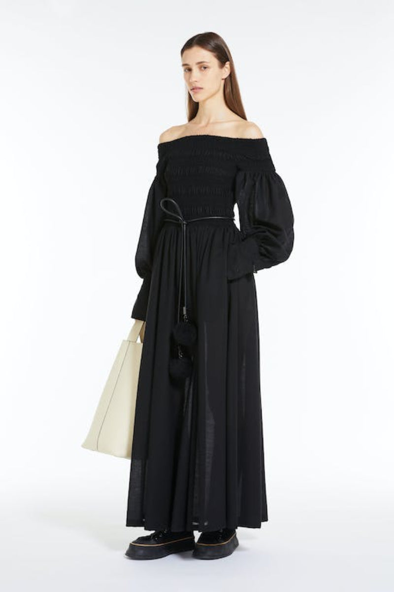 Schulterfreies Kleid aus Wolle