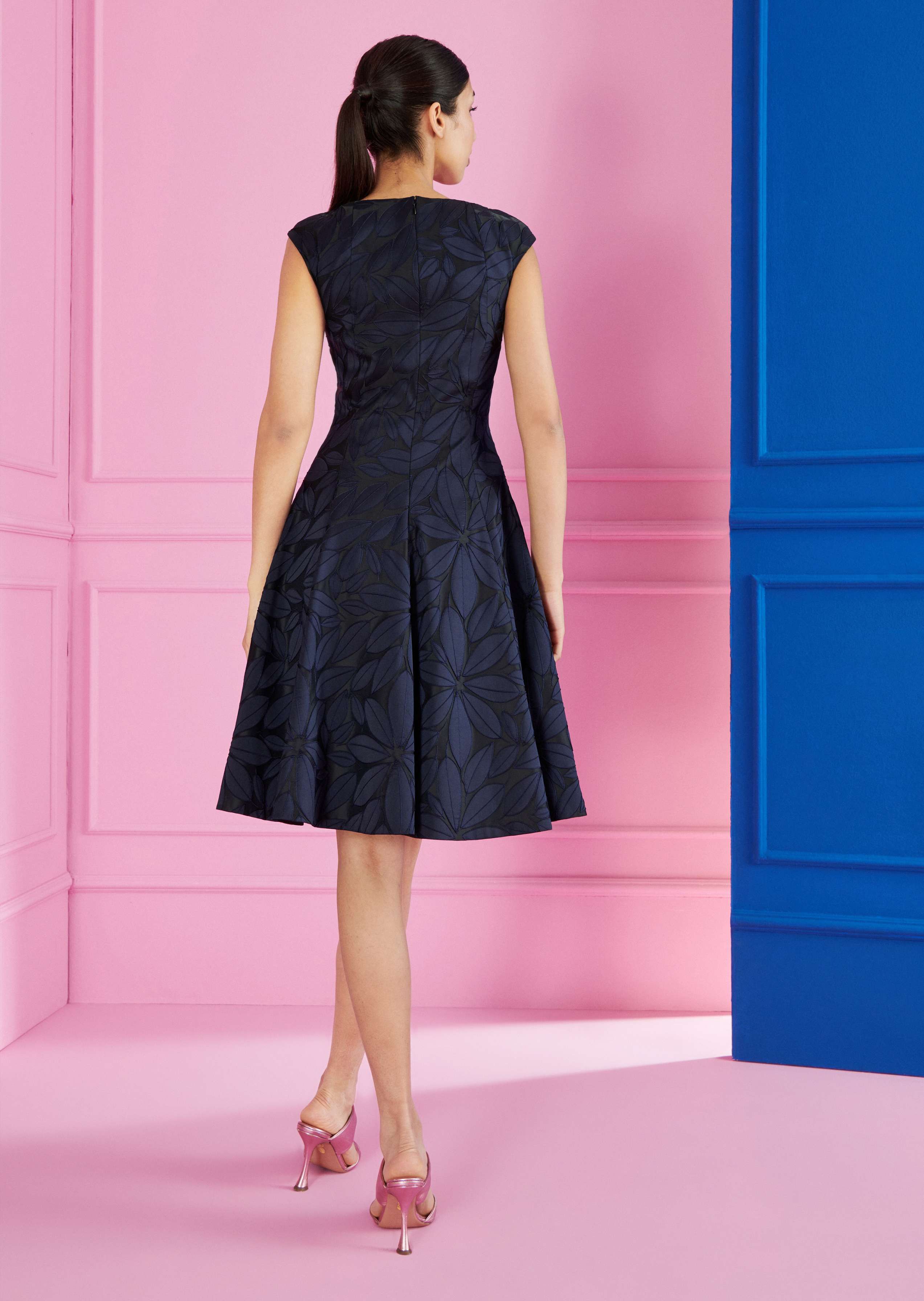 Korbut22 Cocktailkleid