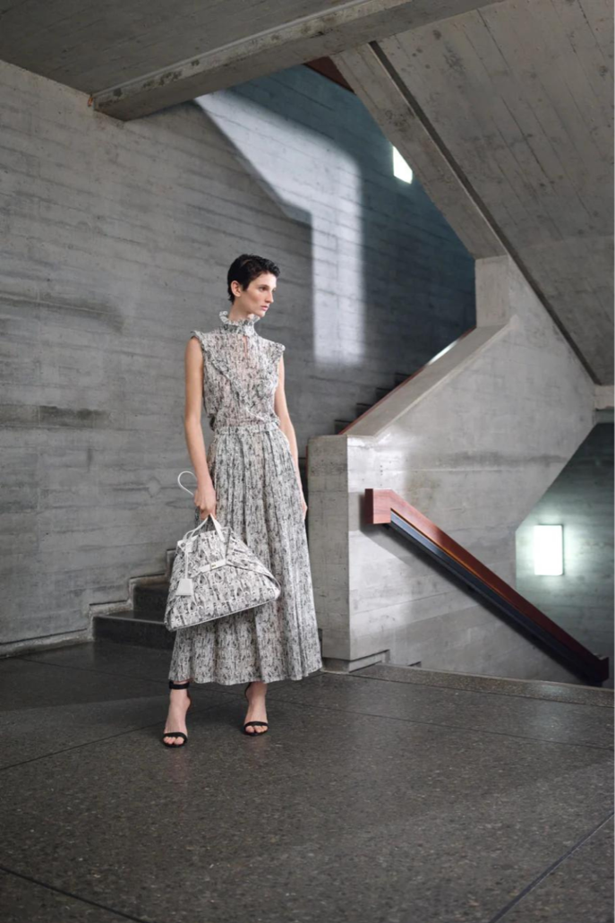 Bluse aus Baumwoll-Voile mit Croquis Druck