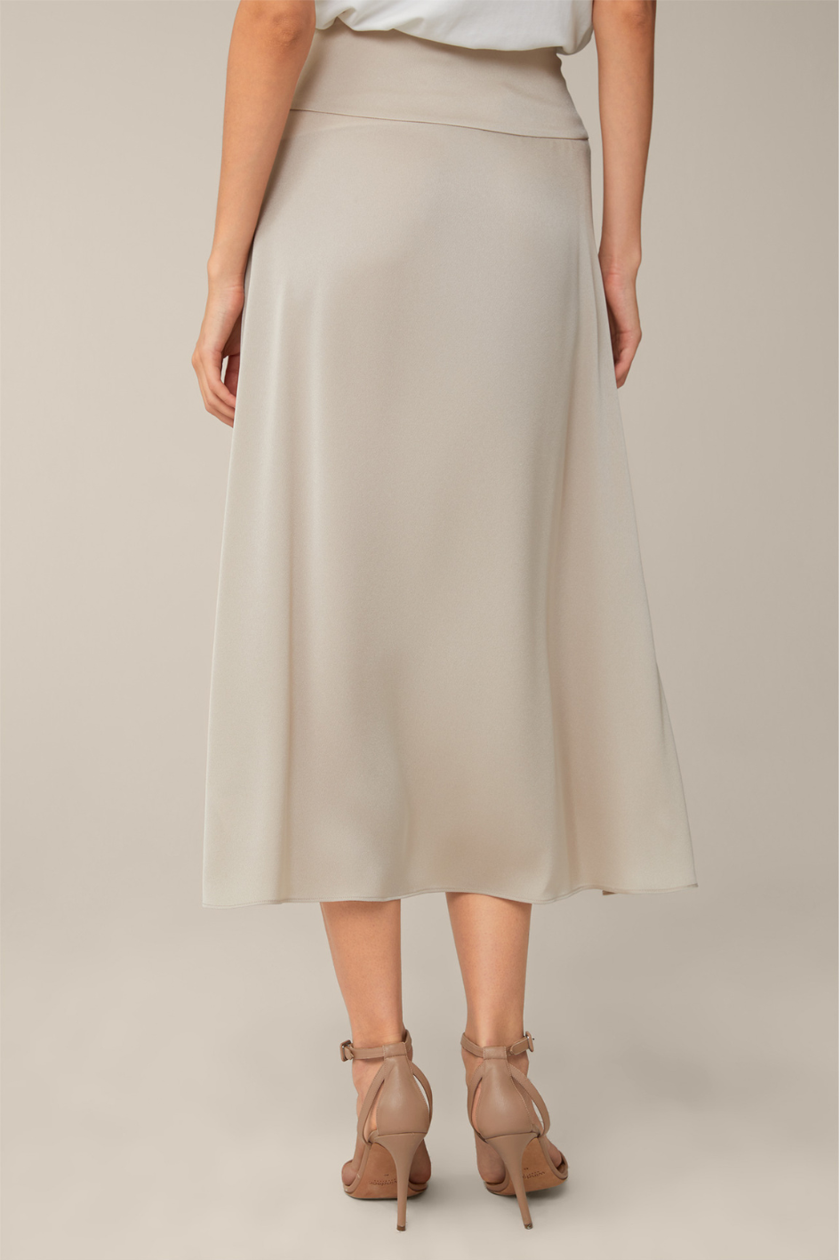 Crêpe-A-Linien Rick in Midi-Länge