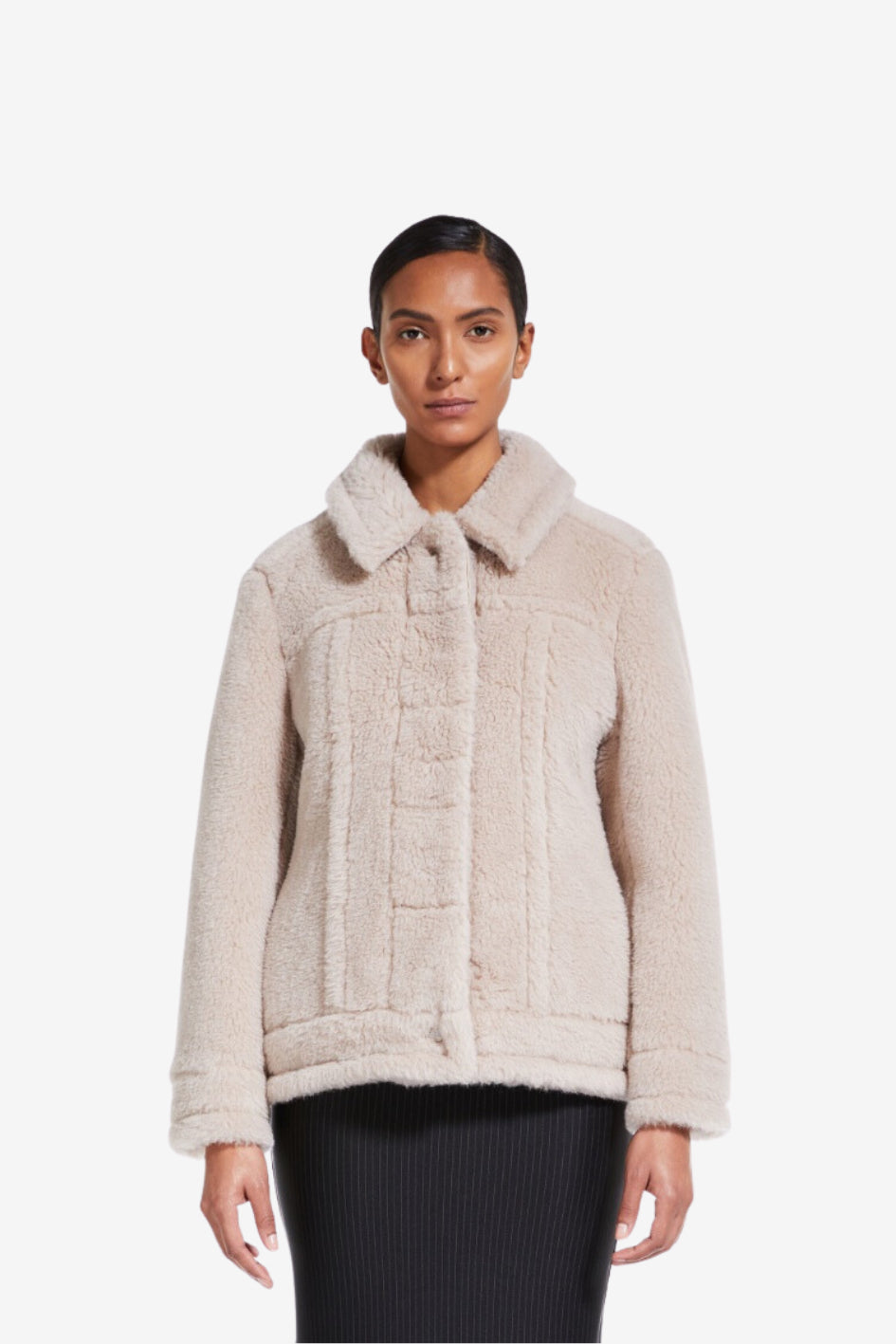 Kurze Jacke aus Teddystoff