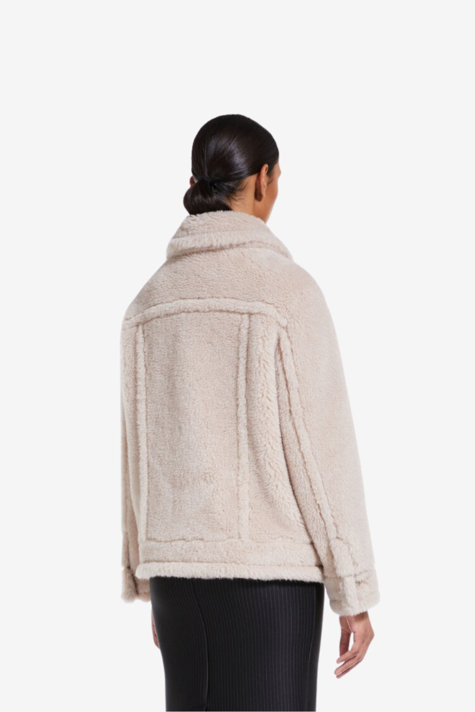 Kurze Jacke aus Teddystoff