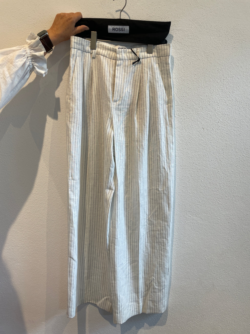 Noa Pin Stripe Pant