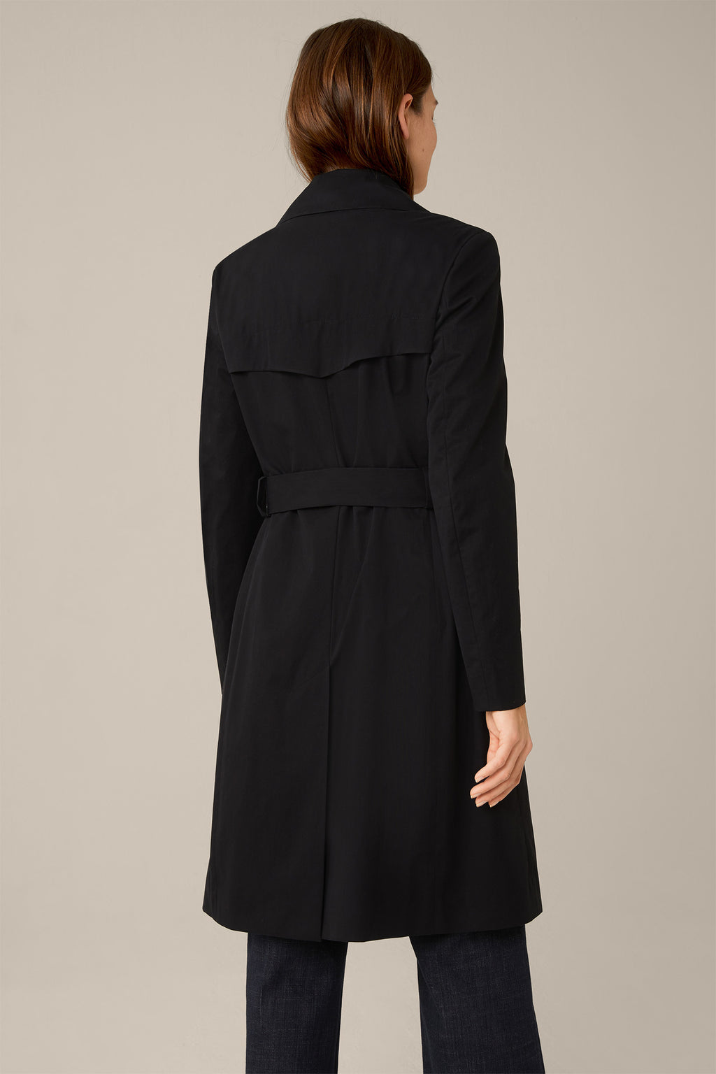 Trenchcoat in black