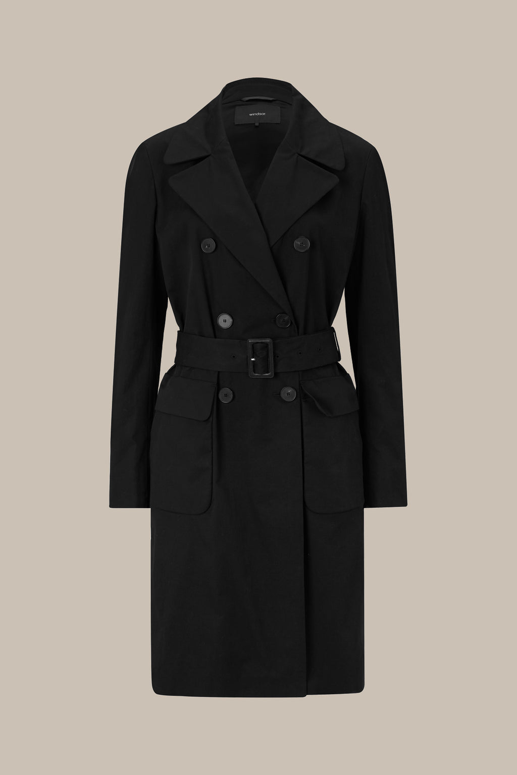 Trenchcoat in black