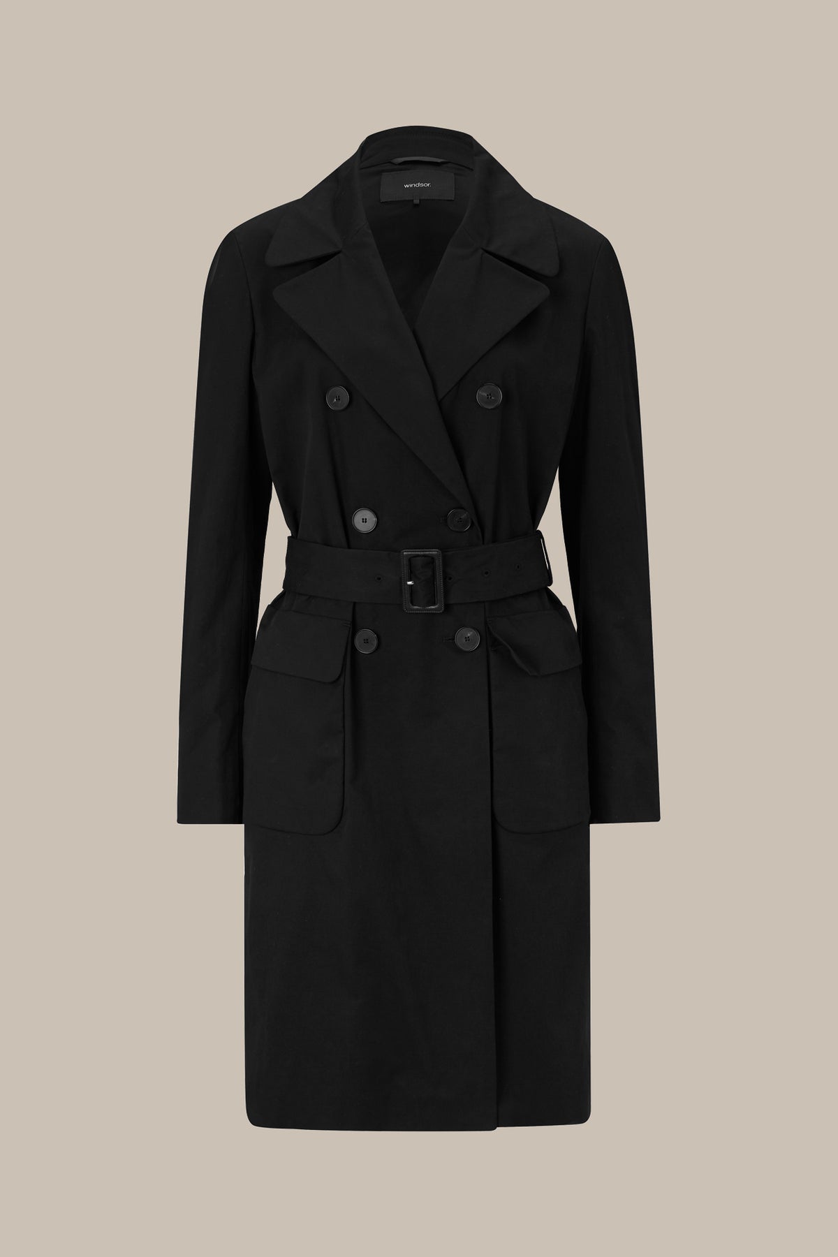 Trenchcoat in black
