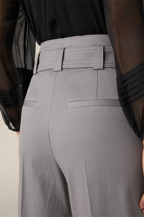 Baumwoll-Gabardine-Paperbag-Hose mit Gürtel