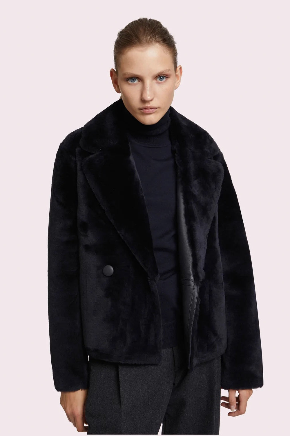 Short Jacket in Merino Lambskin