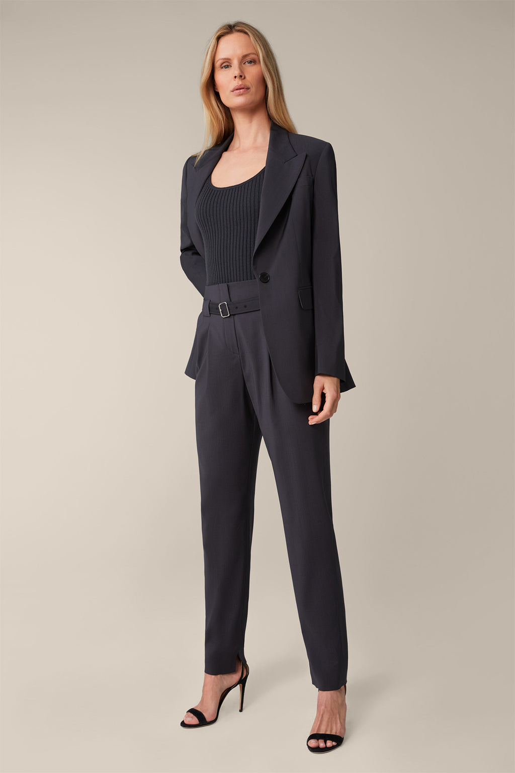 Bundfaltenhose in Anthrazit